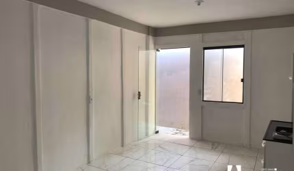 Kitnet com 1 dormitório para alugar, 33 m² por R$ 1.500,00/mês - Meia Praia - Navegantes/SC