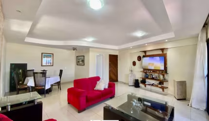 Vendo Apartamento em Candelária – 3 Dormitórios (1 suíte e 2 semi), 132m², lazer