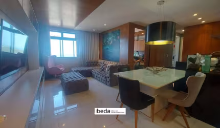 Apartamento Corais de Ponta Negra, 96m2 3 quartos (1 suíte), piscina, reformado.