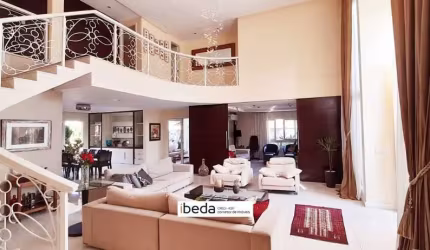 Casa Condomínio Green Village. Salas, 4 suítes, closet + hidro, piscina, 4 vagas