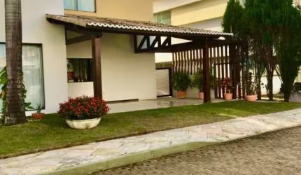 Casa em Condomínio Alto do Vale. Sala ampla, 5 Quartos e 3 Suítes, dep. completa