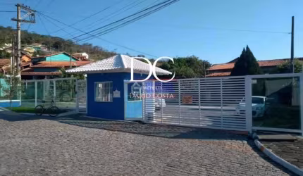 Casa com 3 quartos à venda na Avenida Roberto da Silveira, 2158, Flamengo, Maricá por R$ 440.000
