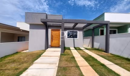 Casa em condomínio fechado com 3 quartos à venda na Estrada Henfil, Pindobas, Maricá por R$ 450.000