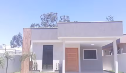 Casa em condomínio fechado com 3 quartos à venda na Rua Henfil, Caxito, Maricá por R$ 490.000