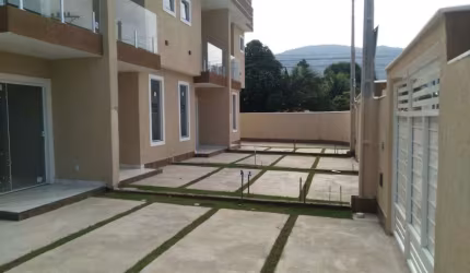 Casa com 2 quartos à venda na Rua Alcides Francisco da Cruz, Praia de Itaipuaçu (Itaipuaçu), Maricá, 68 m2 por R$ 325.000