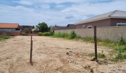 Terreno à venda na Rua Oitenta e Dois A, s/n, Jardim Atlântico Leste (Itaipuaçu), Maricá por R$ 160.000