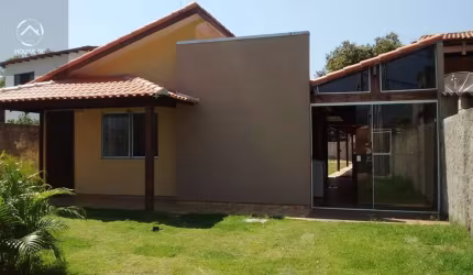 Casa em condomínio fechado com 2 quartos à venda na Rua Euclides Paulo da Silva, 94, Inoã, Maricá por R$ 400.000