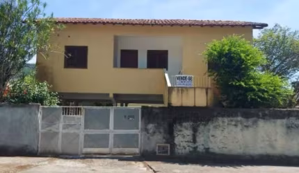 Casa com 5 quartos à venda na Rua Hélio Matos, 09, Santa Bárbara, Niterói, 250 m2 por R$ 480.000