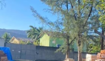 Terreno comercial à venda na Avenida Irene Lopes Sodré, S/n, Itaipu, Niterói por R$ 900.000