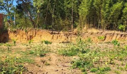 Terreno à venda na Rua Arco-Íris, Jacaroá, Maricá por R$ 150.000