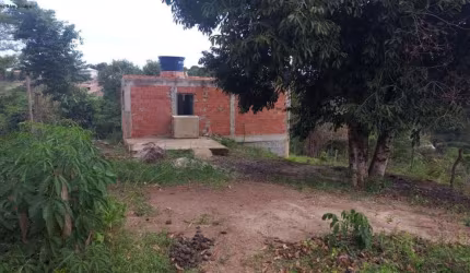 Terreno à venda na Rua Sessenta e Um, Jacaroá, Maricá por R$ 130.000