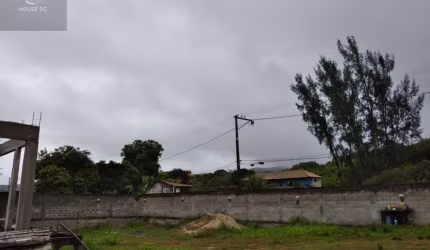 Terreno à venda na Rua Cinquenta e Sete, Jardim Interlagos (Ponta Negra), Maricá por R$ 450.000