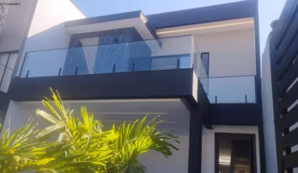 Casa com 4 quartos à venda na Rua José de Carvalho Heitor, 66, Camboinhas, Niterói, 290 m2 por R$ 2.600.000