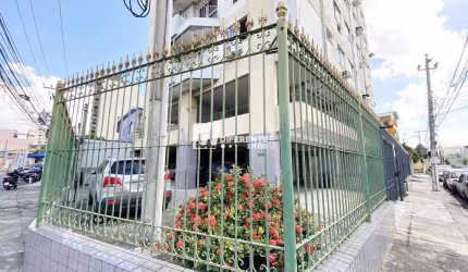 Apartamento com 2 dormitórios à venda, 67 m² por R$ 280.000,00 - Centro - Nova Iguaçu/RJ