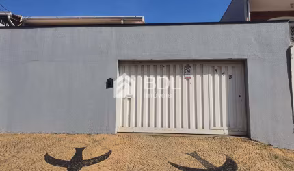 Casa com 3 quartos à venda na Rua Santa Rita do Passa Quatro, 542, Jardim Nova Europa, Campinas, 215 m2 por R$ 830.000