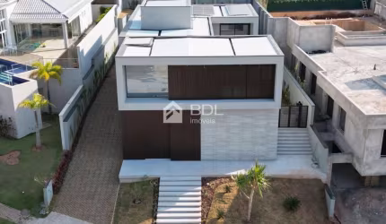Casa com 4 quartos à venda na Rua Romilda Aparecida Cruz, 114, Residencial Jatibela, Campinas, 559 m2 por R$ 6.400.000