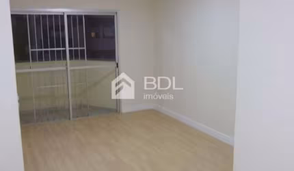 Apartamento com 3 quartos à venda na Rua Tiradentes, 1025, Vila Itapura, Campinas, 72 m2 por R$ 479.000