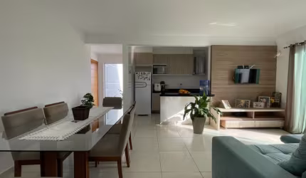 Cobertura a venda nos Ingleses, 174m2 privativos, 3 dormitórios sendo 1 suíte, 2 vagas R$1.000.000,00