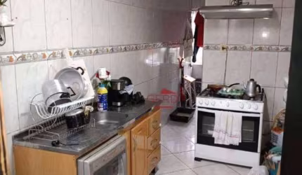 Apartamento de 3 Dormitórios na Cohab 2, Carapicuíba - SP: Espaço e Praticidade!