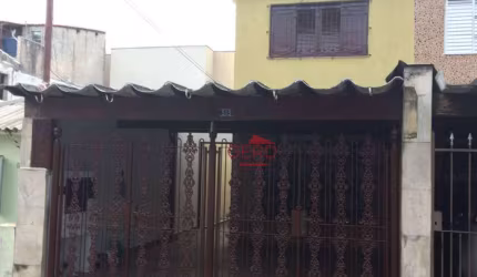 sobrado com 3 dormitórios e armários embutido, 2 vagas e Edícula