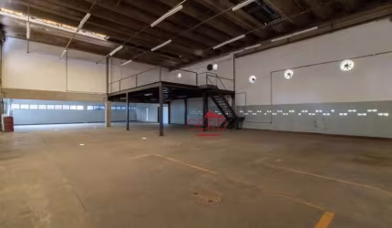 Galpão para alugar, 2000 m² por R$ 55.032,00 - Jardim Regina Alice - Barueri/SP