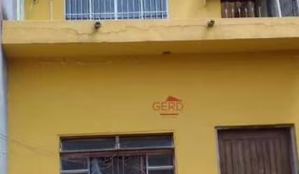 Casa com 4 dormitórios à venda, 340 m² por R$ 449.000 - Vila Santa Terezinha - Carapicuíba/SP