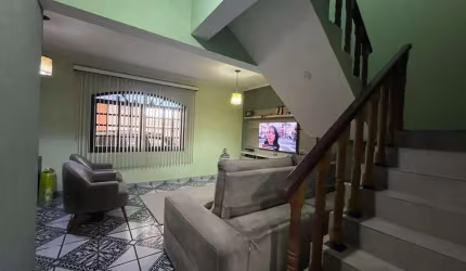 Sobrado com 3 dormitórios à venda, 215 m² por R$ 698.000,00 - Jardim Roberto - Osasco/SP