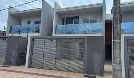 Excelente localização, Sobrado com 3 suítes.