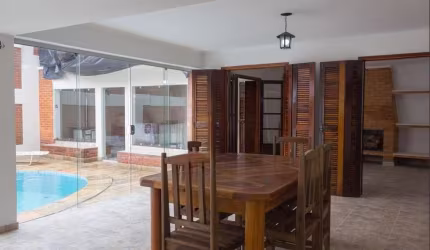 Casa para Venda em São Bernardo do Campo, Nova Petrópolis, 5 dormitórios, 1 suíte, 4 banheiros, 2 vagas