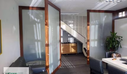 Casa com 3 dormitórios para alugar, 160 m² por R$ 7.819,13/mês - Campo Belo - São Paulo/SP