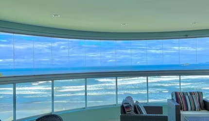 Pé na Areia dentro do mar!  Riviera de São Lourenço
