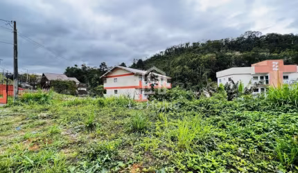 Terreno comercial à venda no Itoupavazinha, Blumenau  por R$ 800.000