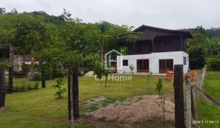 Casa com 4 quartos à venda na Zona Rural, Apiúna  por R$ 220.000