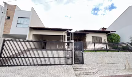 Casa com 4 quartos à venda na Escola Agrícola, Blumenau , 205 m2 por R$ 899.000