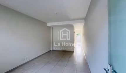 Casa com 2 quartos para alugar no Velha, Blumenau , 101 m2 por R$ 2.600