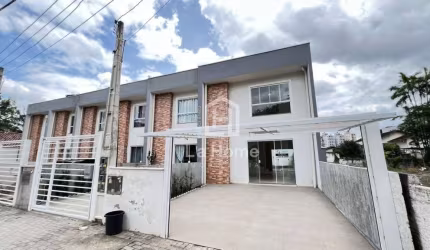 Casa com 3 quartos à venda no Velha, Blumenau  por R$ 525.000
