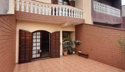 Casa com 3 dormitórios à venda, 211 m² por R$ 650.000,00 - Jardim Las Vegas - Santo André/SP