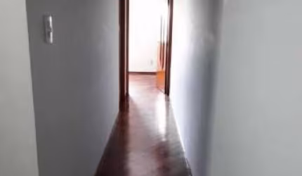Casa com 3 quartos à venda na Vila Camilópolis, Santo André  por R$ 900.000