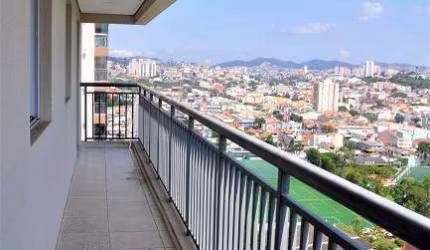 Apto no Cond. Club View próximo ao Aramaçan. 3 dorms, 2 vagas + depósito