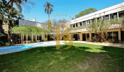 Casa com 680 m², 4 quartos sendo 4 suítes à venda no bairro Jardim Europa.
