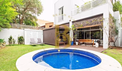 Casa com 541 m², 4 quartos sendo 4 suítes à venda no bairro Jardim Paulistano.