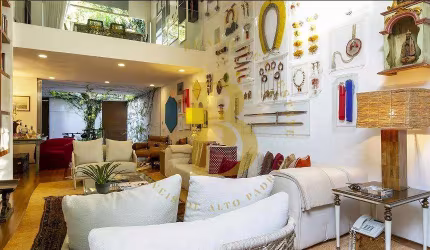 Casa com 475 m², 3 quartos sendo 2 suítes à venda no bairro Jardim Paulistano.