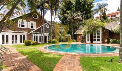 Casa com 740 m², 5 quartos sendo 5 suítes à venda no bairro Cidade Jardim.