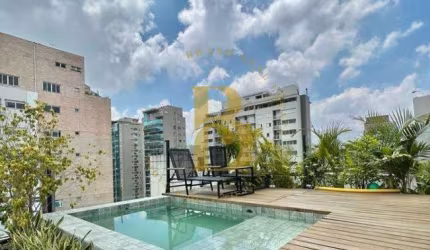 Primorosa cobertura duplex, localizada no Itaim Bibi.