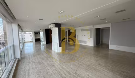 Apartamento com 288 m², 4 quartos sendo 4 suítes à venda no bairro Campo Belo.