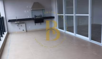 Apartamento iluminado, localizado em Moema.