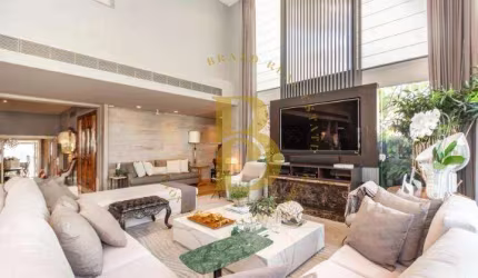 Cobertura com 915 m², 6 quartos sendo 6 suítes à venda no bairro Itaim Bibi.