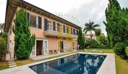 Casa com 836 m², 5 quartos sendo 5 suítes à venda no bairro Cidade Jardim.