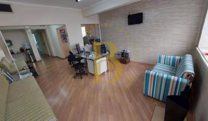 Excelente casa residencial e comercial, localizada na Vila Nova Conceição.