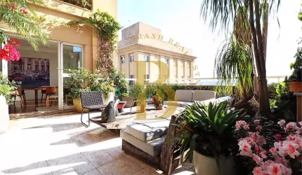 Cobertura com 498 m², 4 quartos sendo 4 suítes à venda no bairro Alto de Pinheiros.